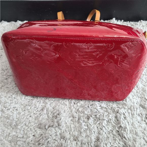 LOUIS VUITTON Monogram Vernis Bellevue GM - Picture 3 of 12